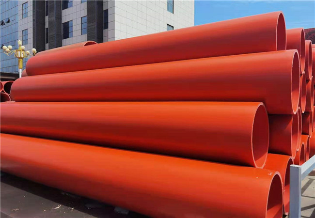 金甬鐵路鮑村隧道轉(zhuǎn)正洞施工，輕型塑料逃生管道(圖1)